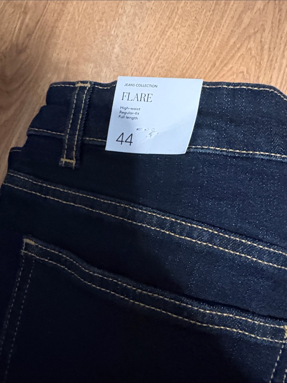 Women’s Dark Blue Flared Jeans - Picture 2 of 4